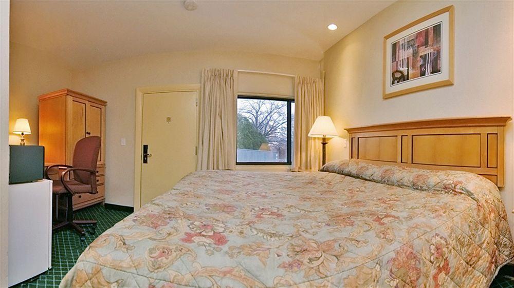 Howard Johnson By Wyndham Quincy/ Boston Dış mekan fotoğraf