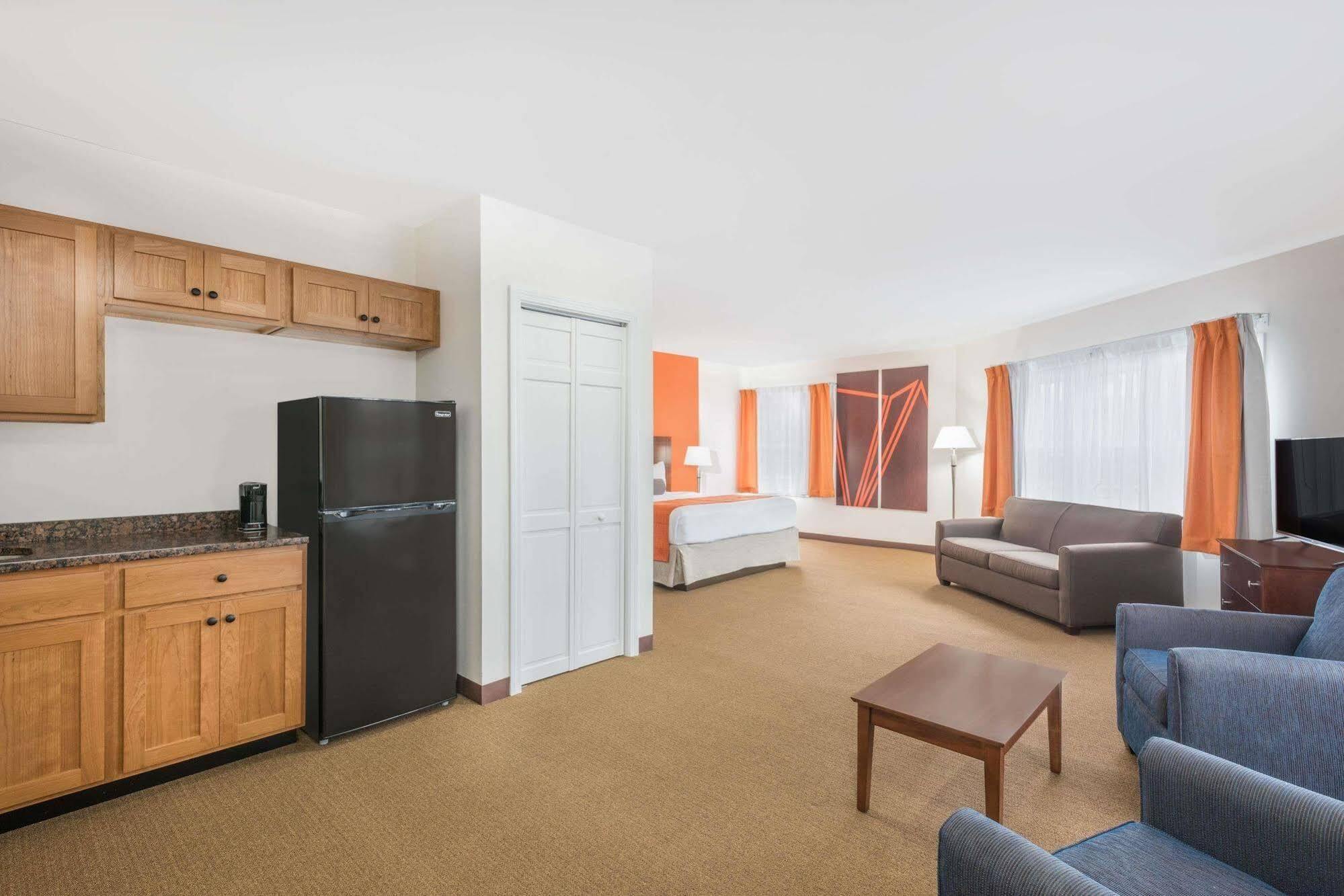 Howard Johnson By Wyndham Quincy/ Boston Dış mekan fotoğraf